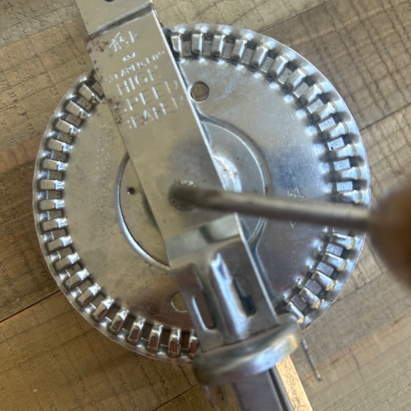 Vintage Hand Mixer - Picture 3 of 6